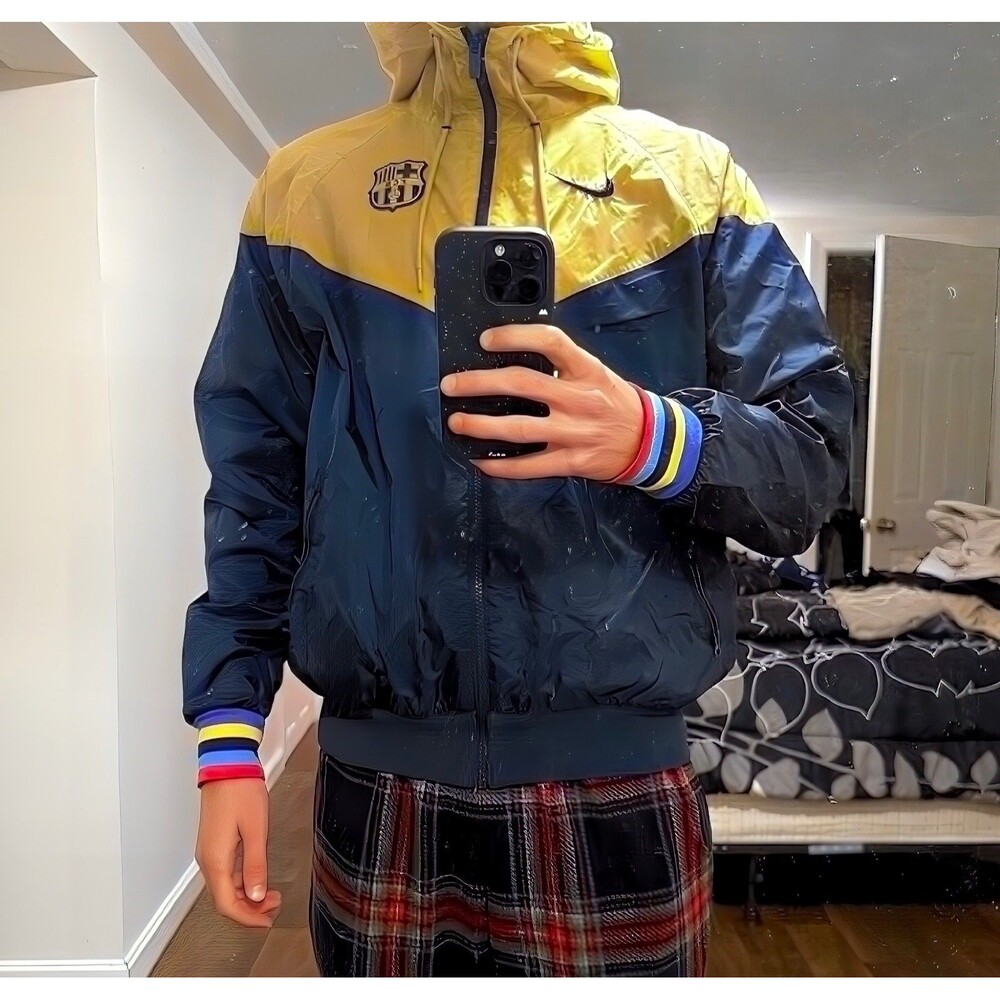 Nike Vintage Rare FCB Windrunner Raglan Jacket Glanz Nylon Barcelona Navy Gold S